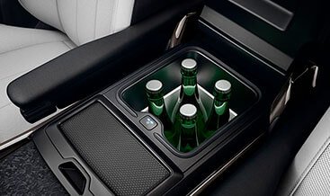 Front centre console refrigerator compartment