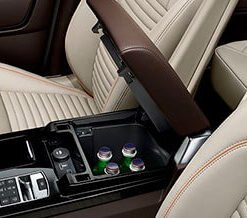 Front centre console
  refrigerator compartment