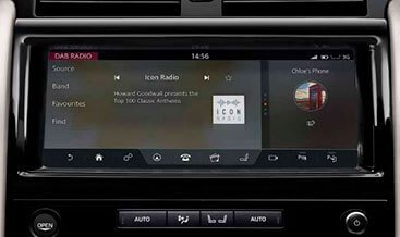 Radio frequency adjustment (for USA
vehicles)
